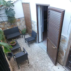 2* Bed & Breakfast Busalacchi